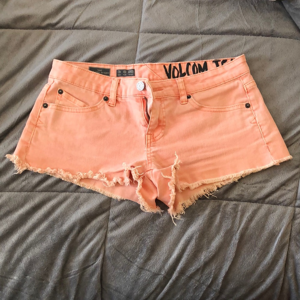 Volcom shorts